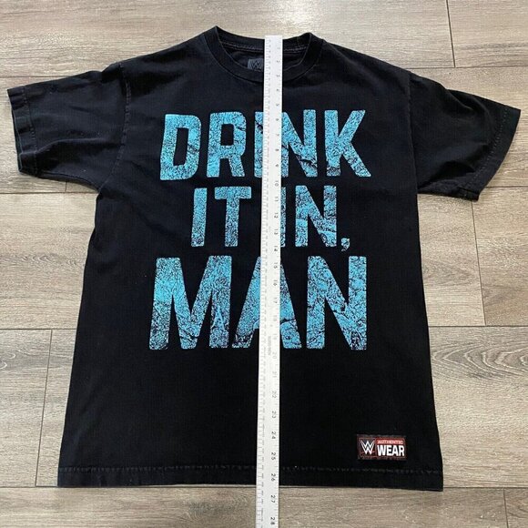 Y2J WWE T Shirt Size M The Gift Of Chris Jericho Drink It In Man Wrestling Black - Picture 6 of 6